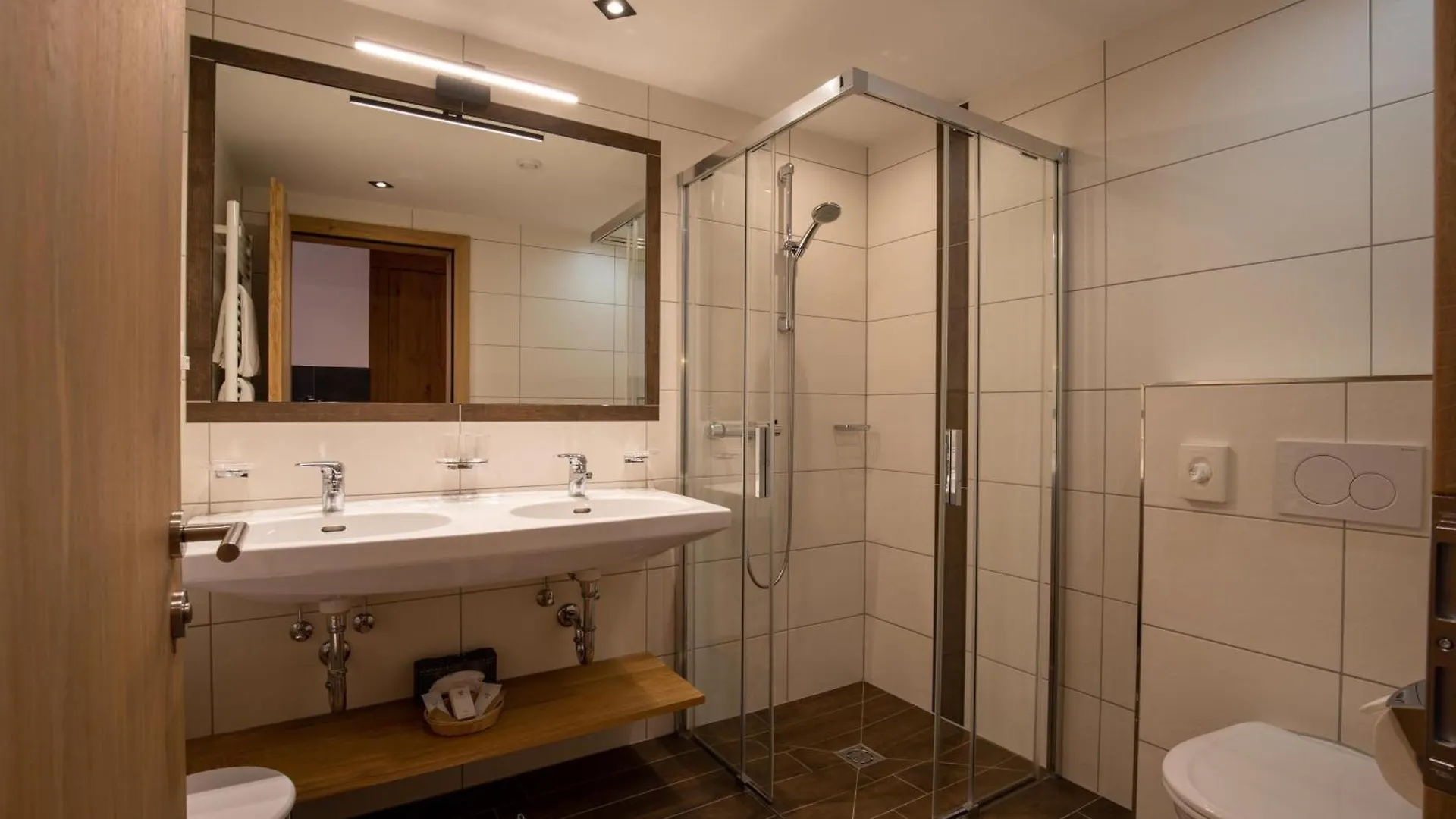 Hotel Persura Ischgl 3*,  Austria